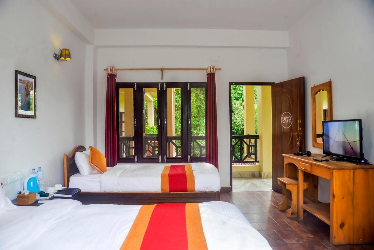 Hotel Chitwan Park Village 索拉哈 外观 照片