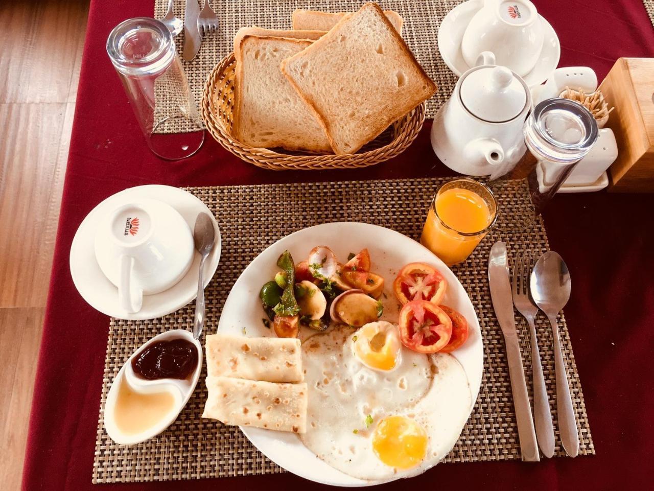 Hotel Chitwan Park Village 索拉哈 外观 照片